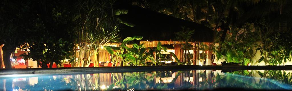Hotel Que Onda アクマル エクステリア 写真
